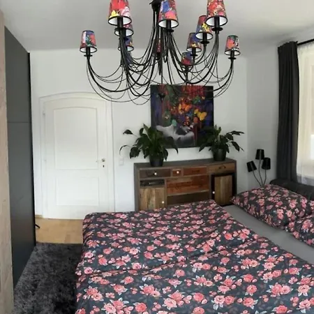 Haus Schmidhuber 2 Mit Balkon Und Bergblick غروسغماين